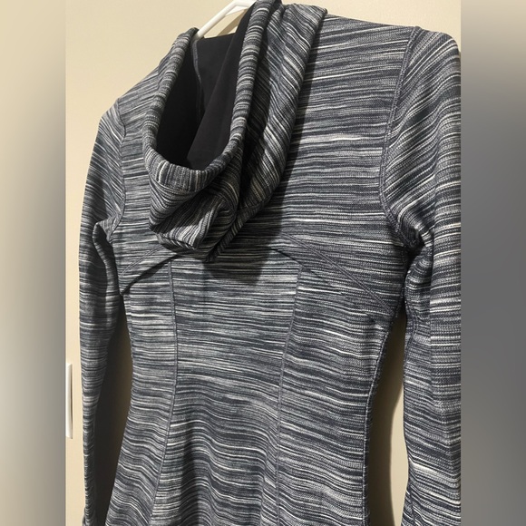 NWOT | Lululemon Hooded Define Jacket Blue Size 4 - Picture 5 of 6